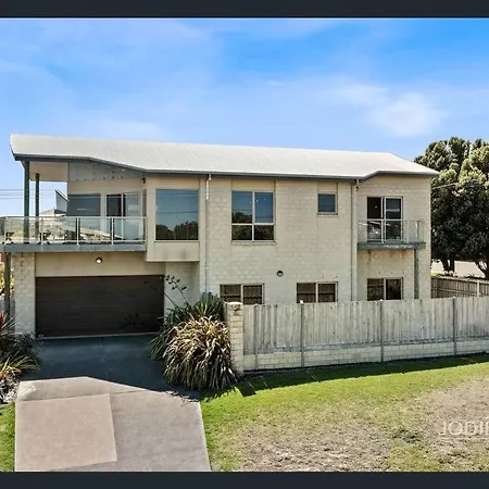 Freestanding House With Ocean View Villa Port Campbell Exterior photo